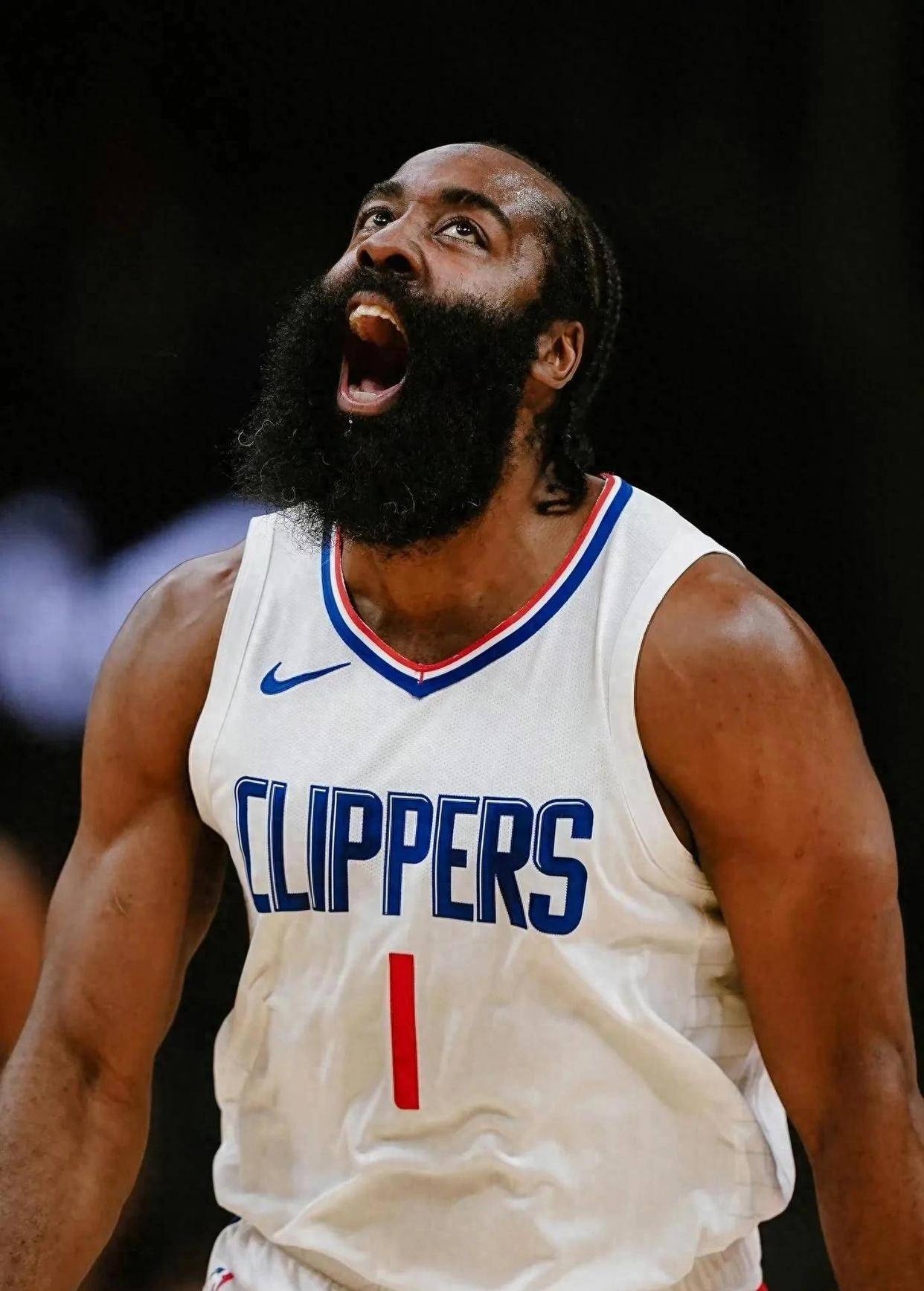 哈登官方宣布持续失利新规,塞尔维亚队引发争议!