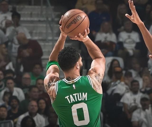 预测挑战-NBA常规赛倒计时；多伦多猛龙今晨绝杀压哨；细节引发关注；引发热议；赛程密集仍需轮换的简单介绍-预测挑战